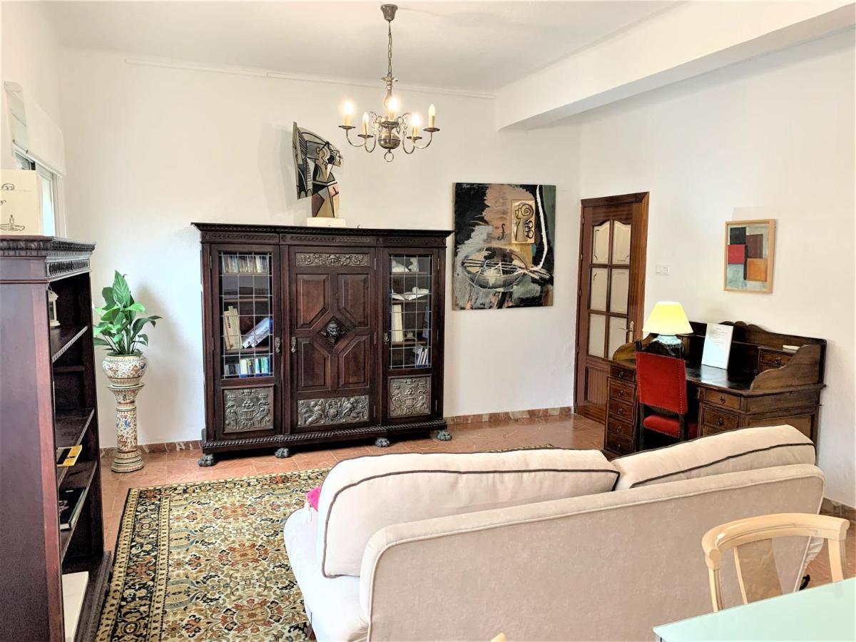 Wide And Traditional- 2Bd 1Bth- Gavidia Sevilla Exterior foto